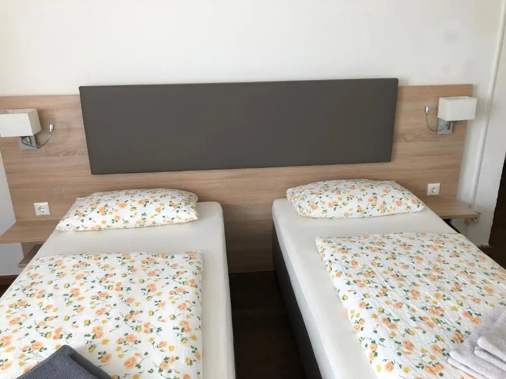 Standard Double room (full double bed)
