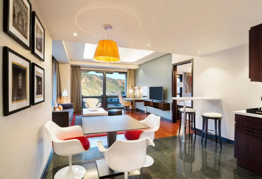 Junior Suite