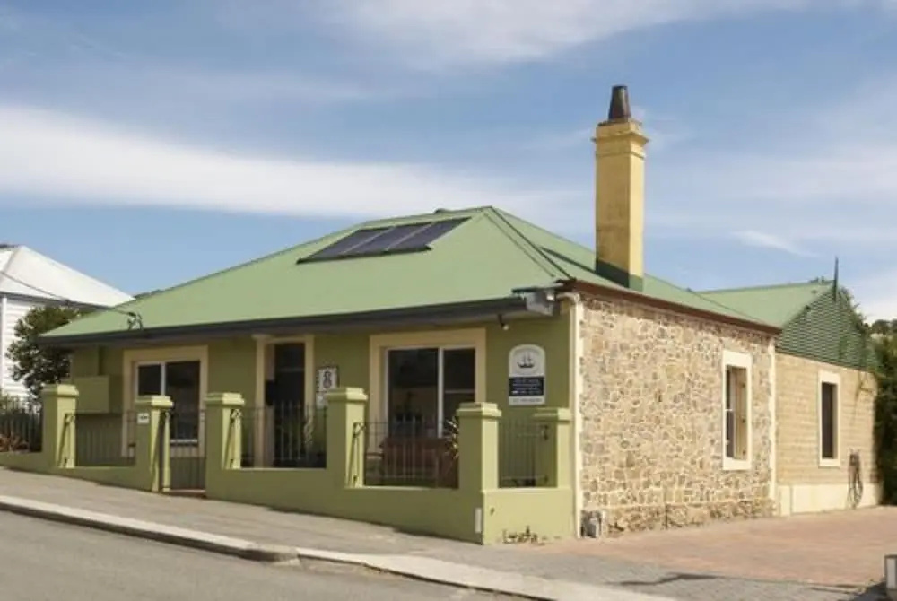Albany Harbourside Apartments and Houses