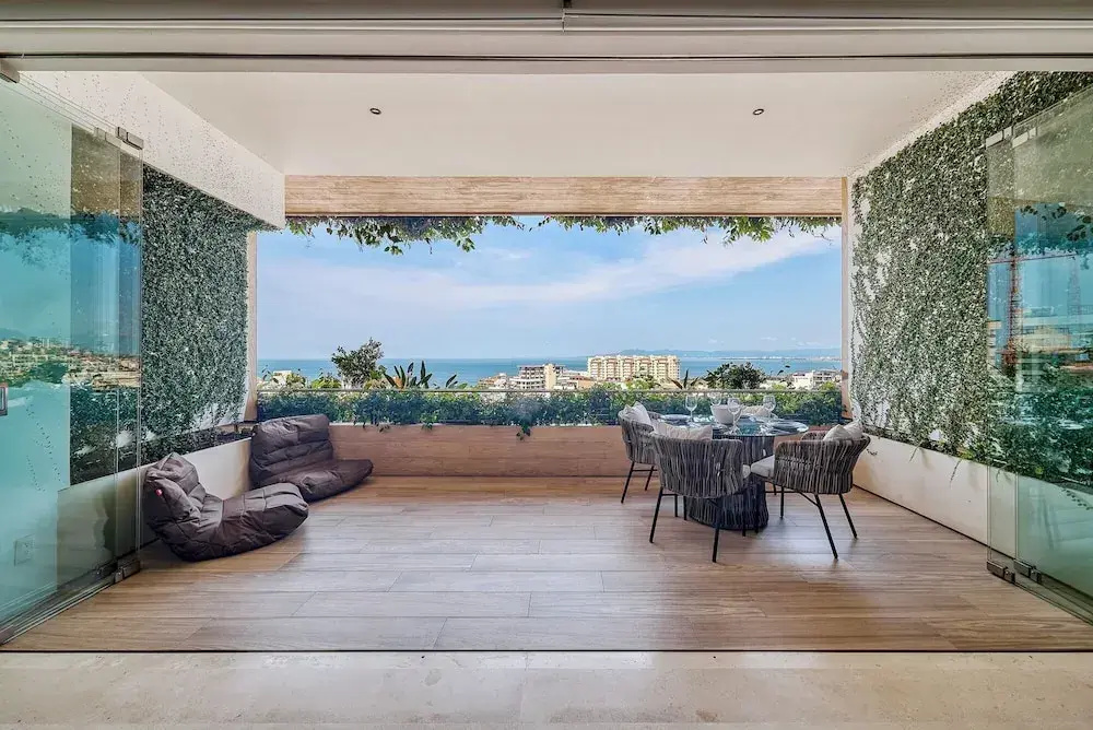 1 Bedroom Deluxe Apartment with sea view
