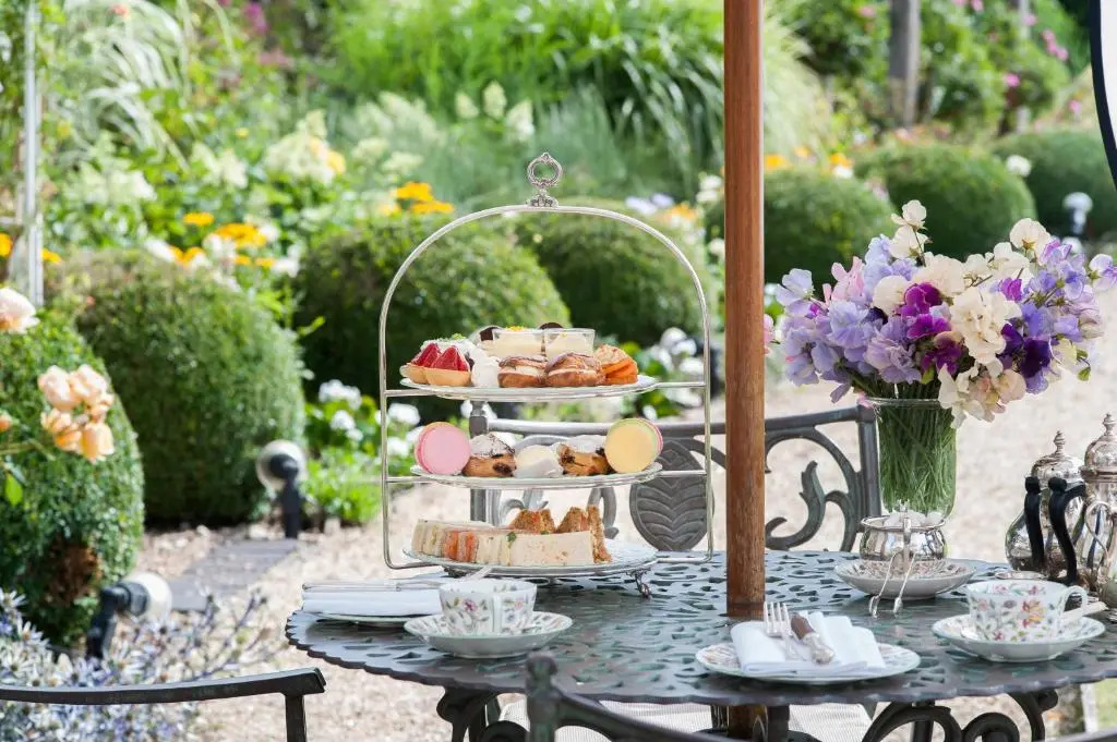 Summer Lodge Country House Hotel - Chambres