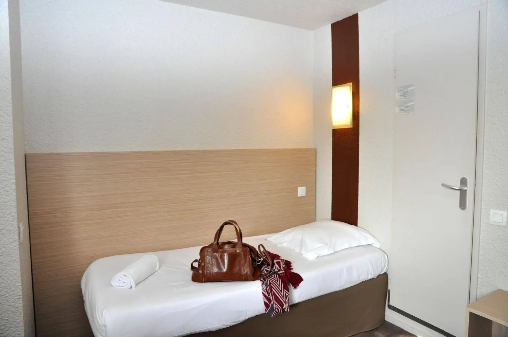 Voir la photo 4 — B Hotel Caen Mondeville
