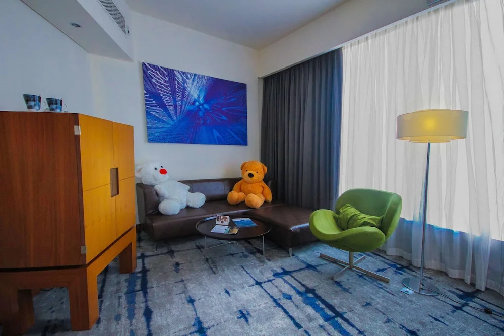 Media One Hotel Dubai - Chambres