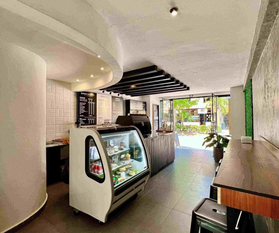 Lobby & Reception