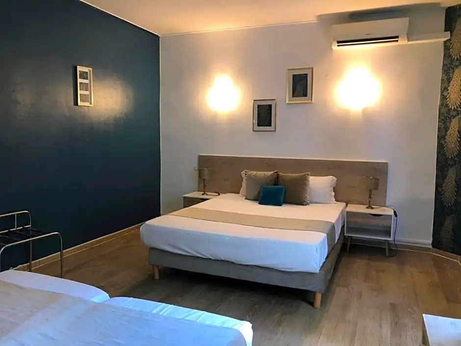 Empire Hotel - Chambres