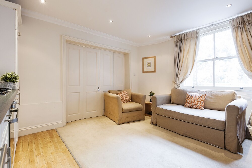 The Lexham Gardens Lodge - AVS1
