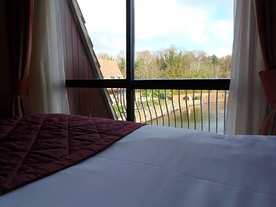 Lakeside International Hotel - Chambres
