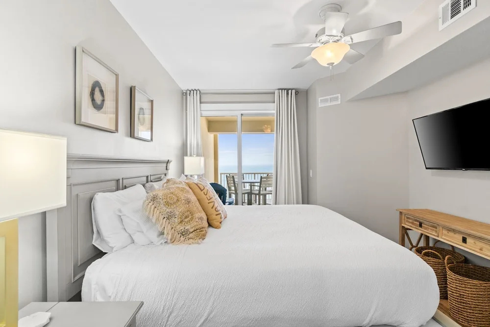 Grand Panama Beach Resort by Panhandle Getaways - Chambres