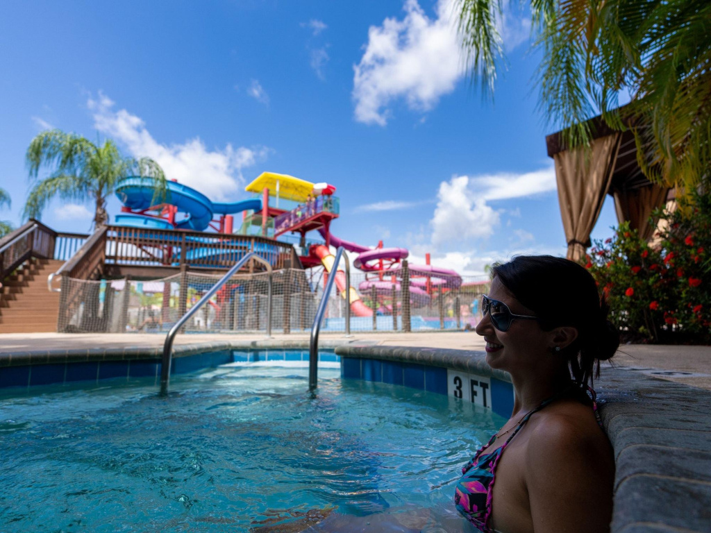 Ramada by Wyndham Hotel & Water Park - Général