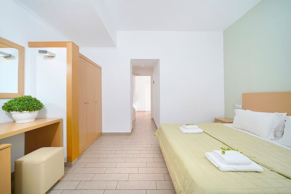 Standard Double room with balcony and beachfront (full double bed)