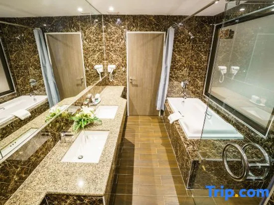 New Season Square Hotel - Chambres
