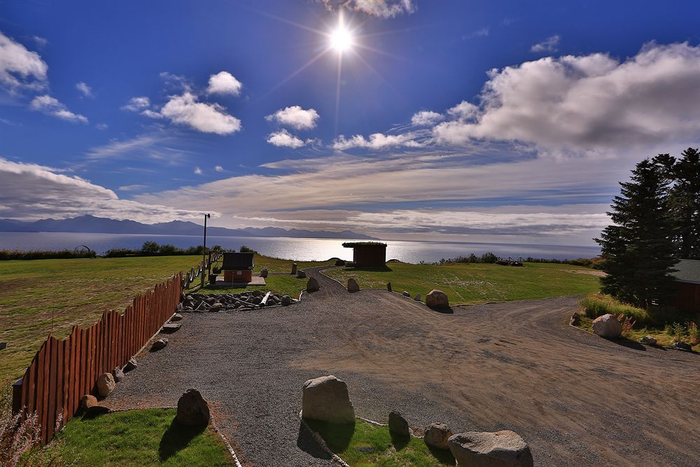 Beach & Waterfront