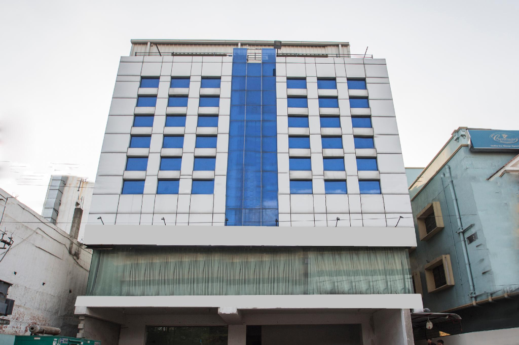 OYO 10139 Hotel Palak Residency