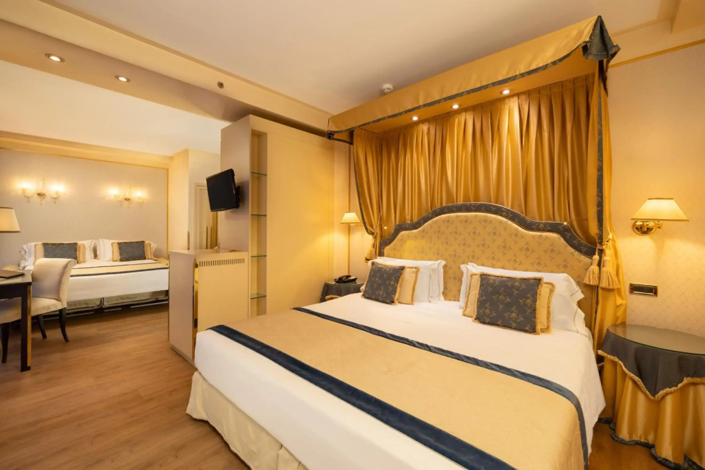 Hotel photo 35