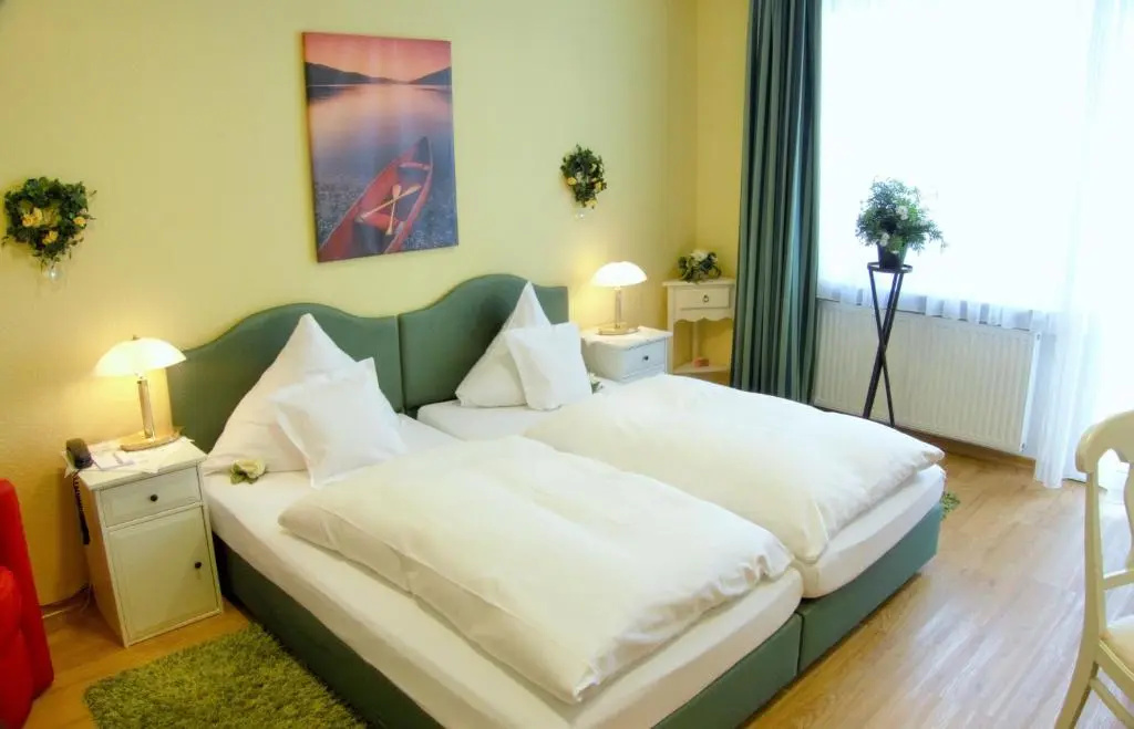 Standard Double room (twin beds)