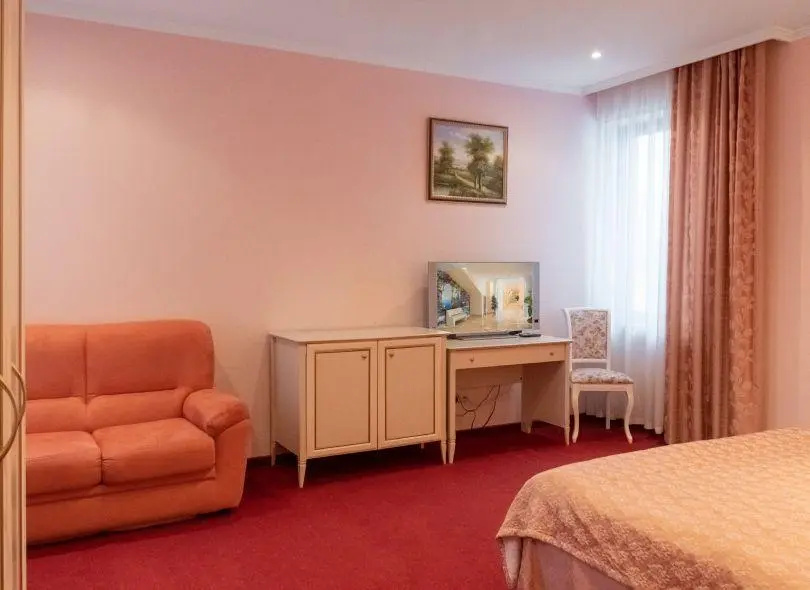 Standard Building B Double room (full double bed)