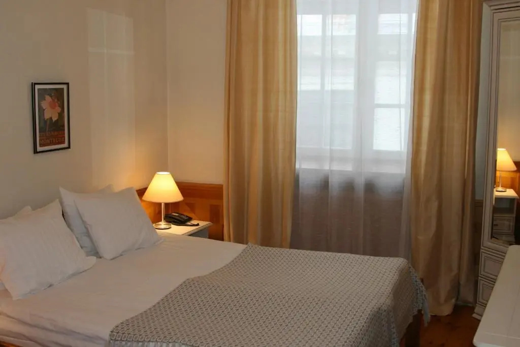 Kristof Hotel - Chambres
