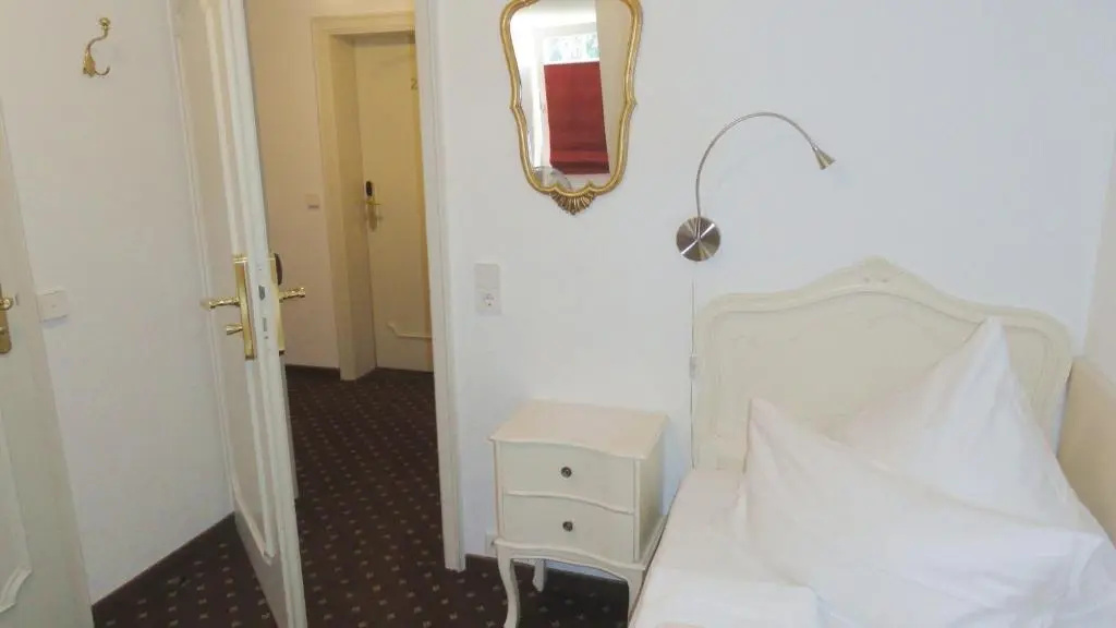 Hotel Einhorn - Chambres