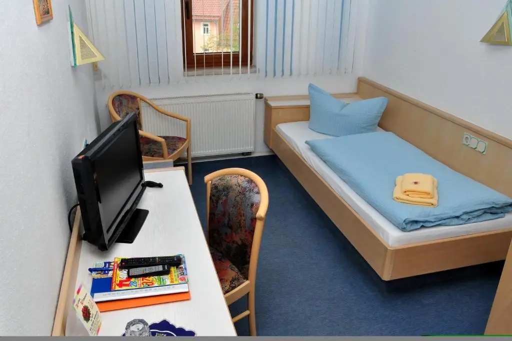 Hotel Am Hohen Schwarm - Chambres
