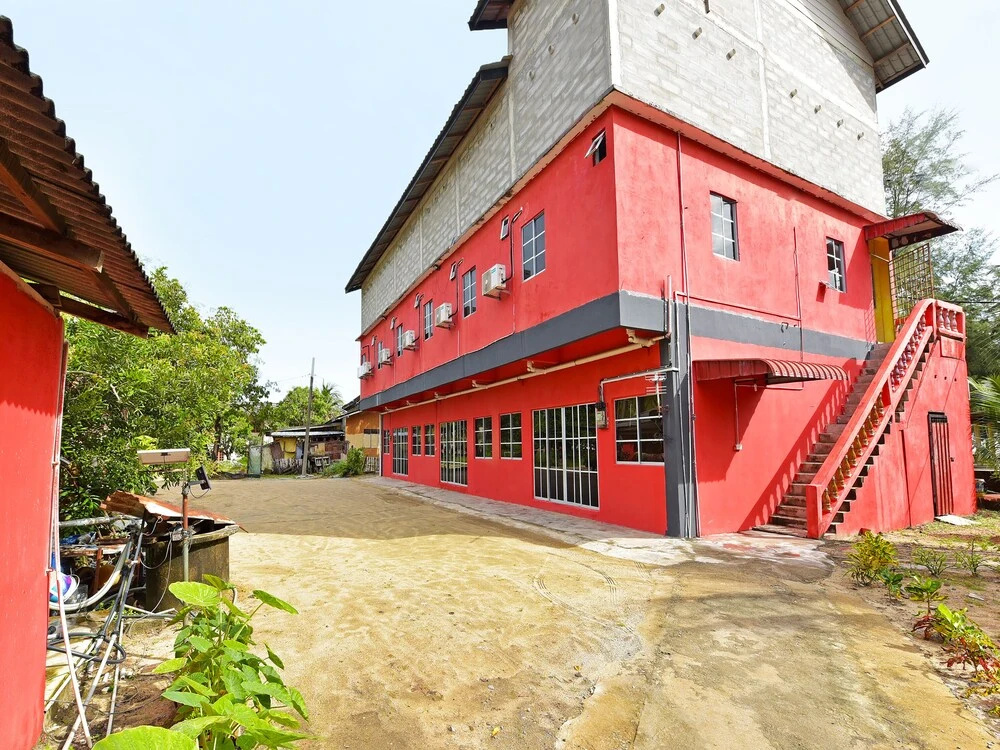 Oyo 90664 Rabi Hotel