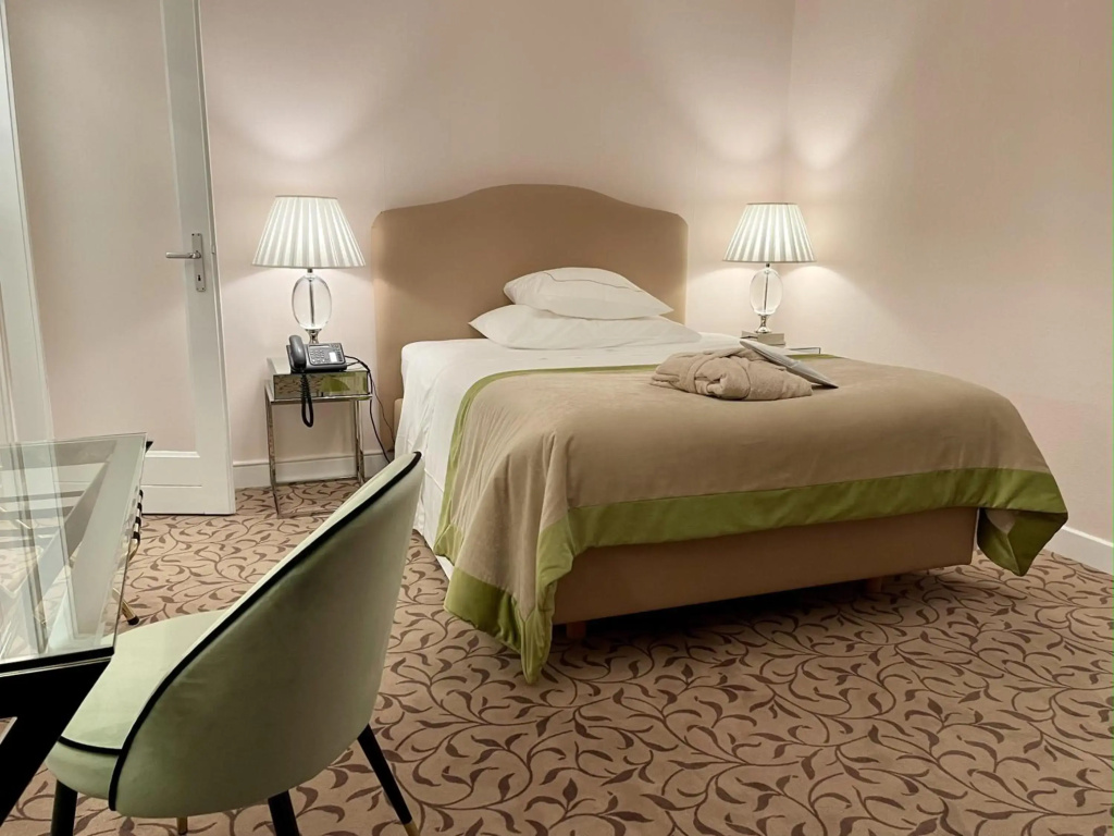Hotel photo 7