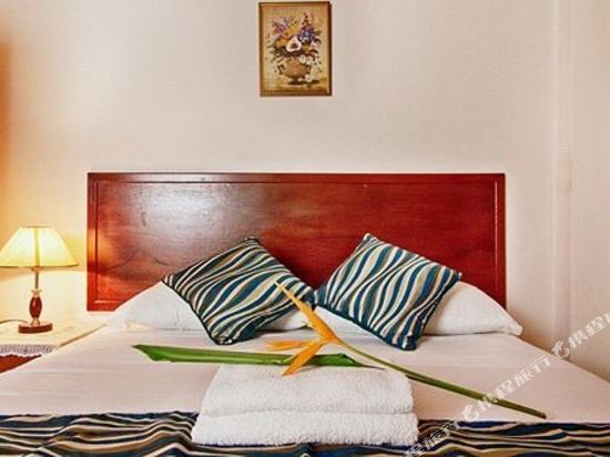 Lavender Lodge