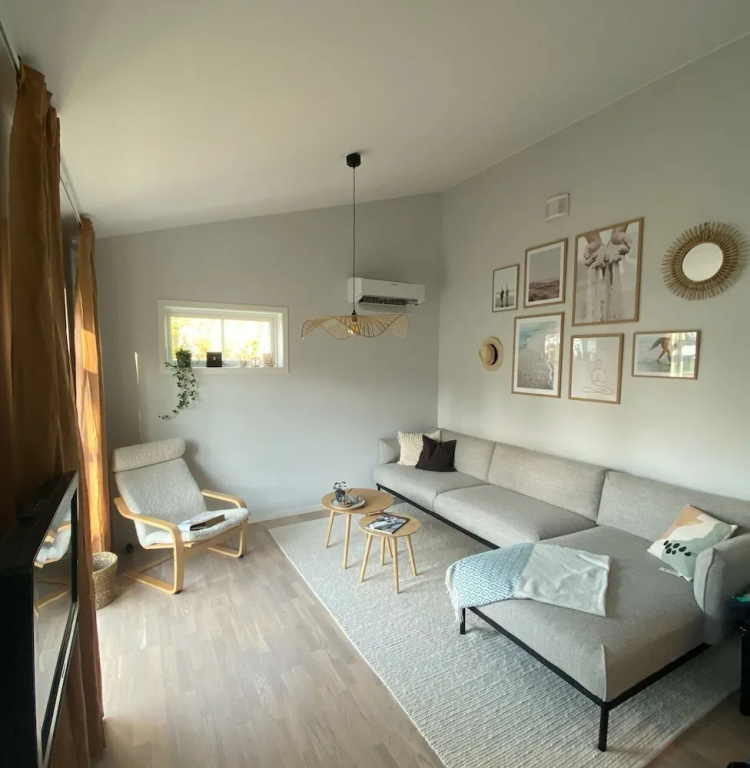 2 Bedrooms Comfort Cottage with ocean view
