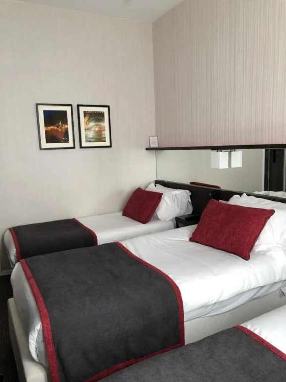 Standard Double room (twin beds)