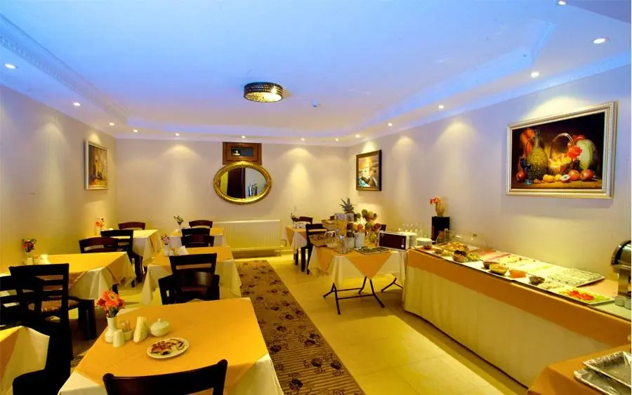 Food & Beverage