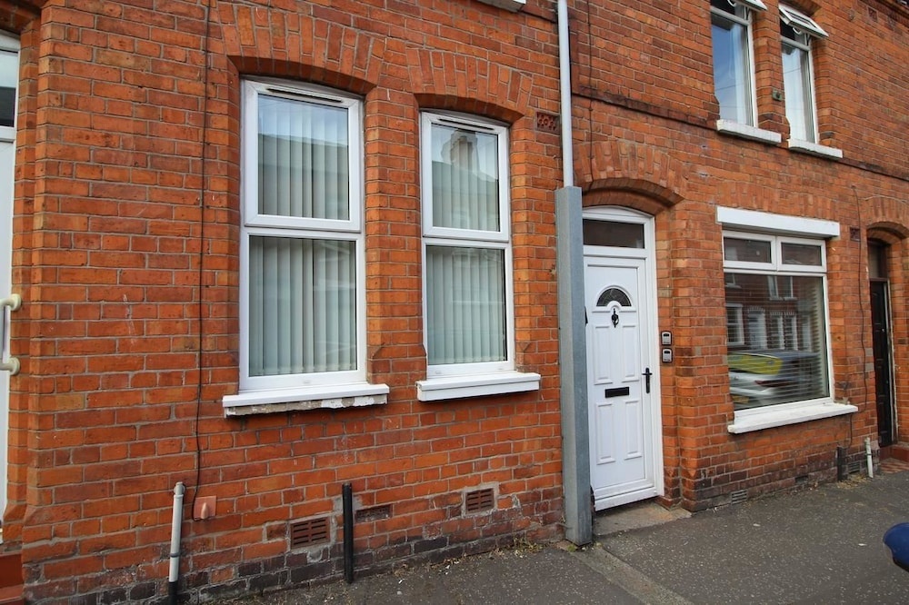 75 Donard House