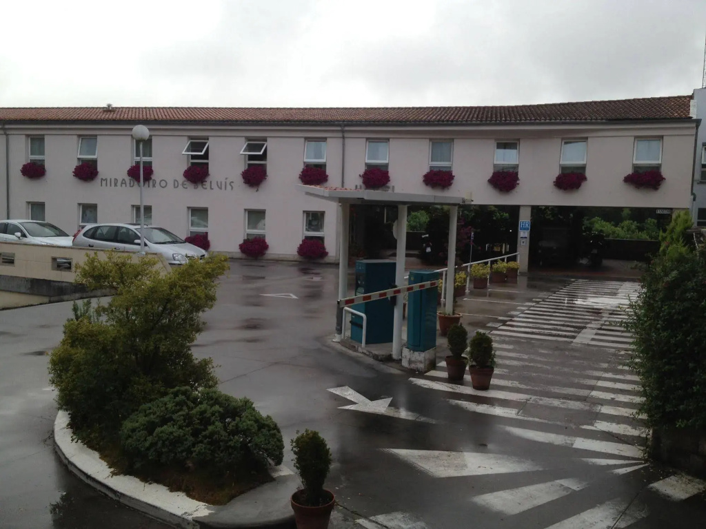 Hotel Mirador De Belvis