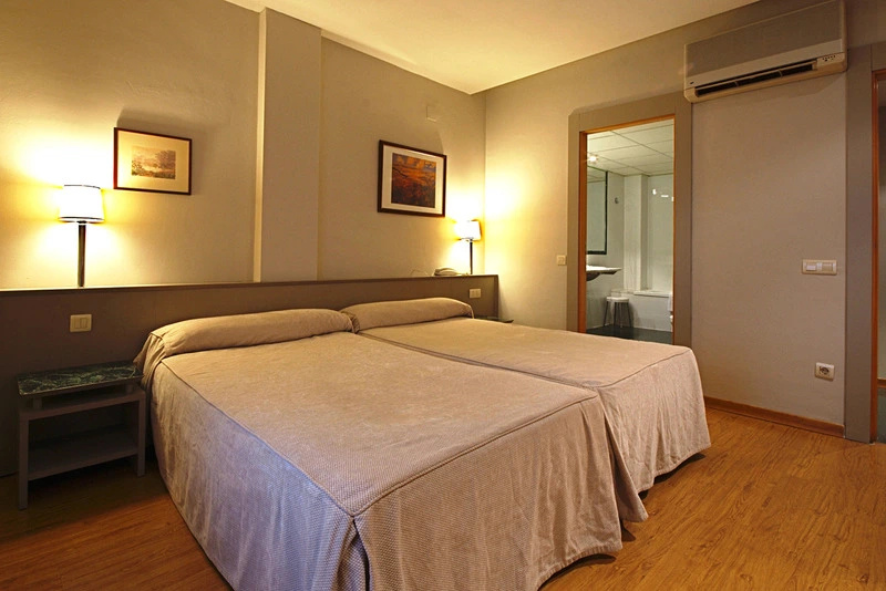 Nuevo Zenit Calahorra - Chambres