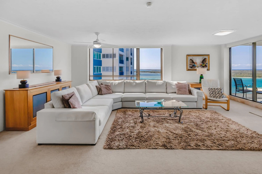 Beaconlea Tower Apartments in Labrador