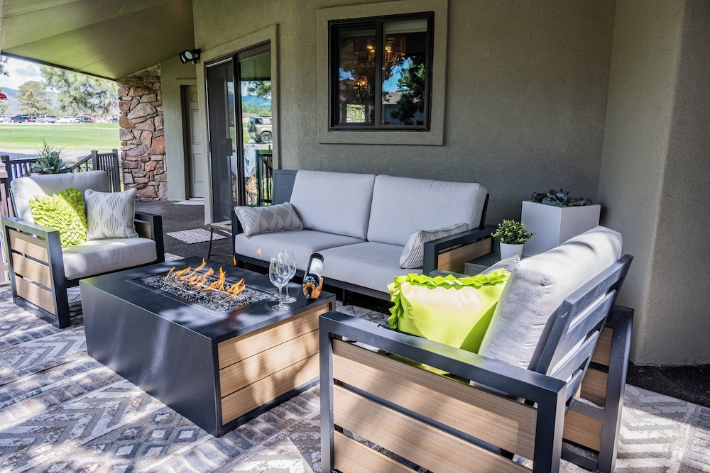 2 Mi to Winter Park & Alto Lake! Family Retreat