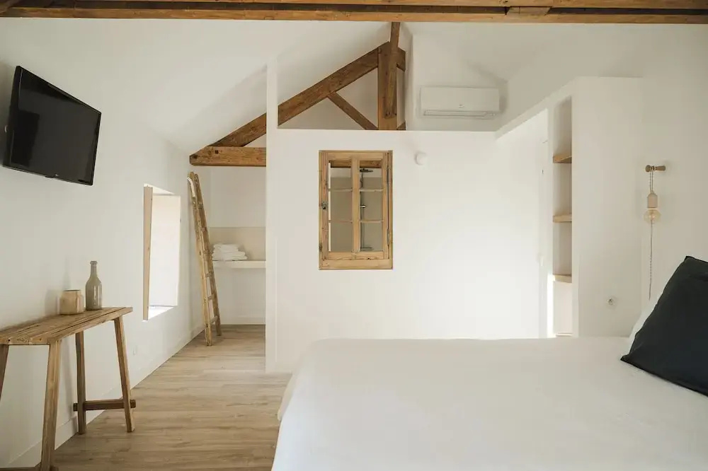 Voir la photo 3 — L'Annexe Singulière