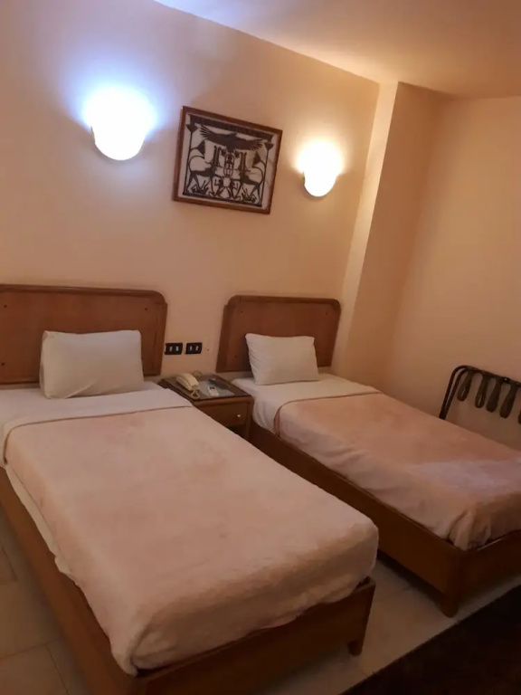 New Pola Hotel — 4