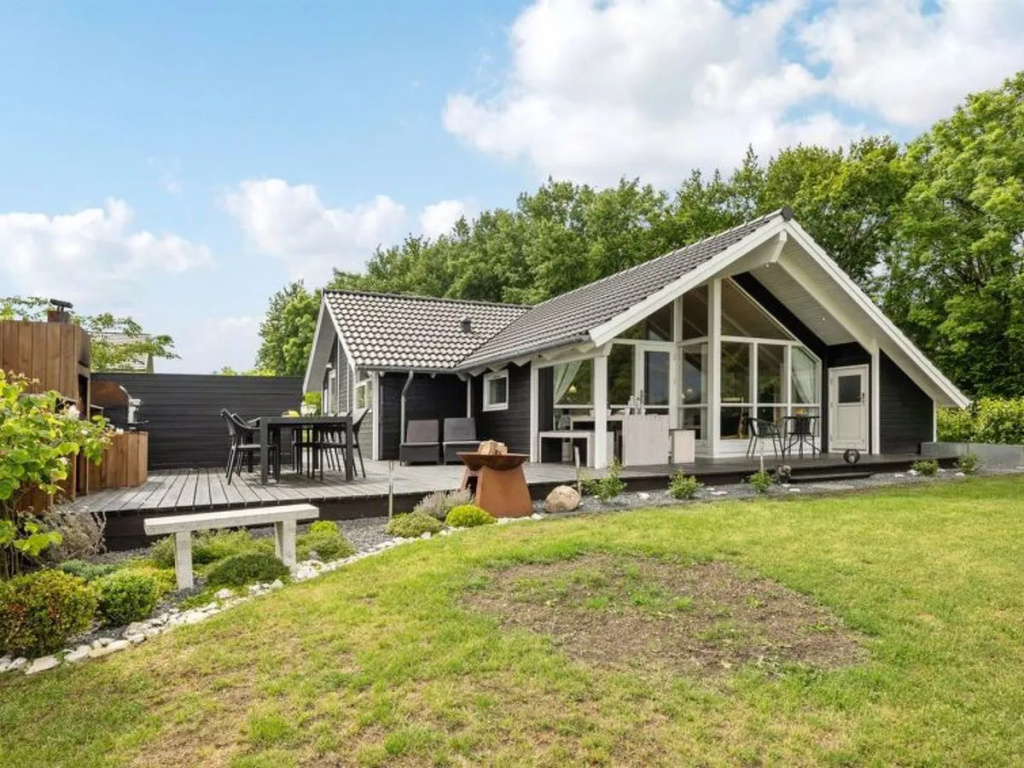 "Maya" - 500m from the sea in SE Jutland