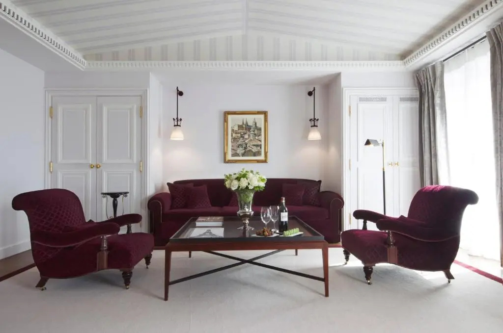 La Reserve Paris Hotel and Spa 112