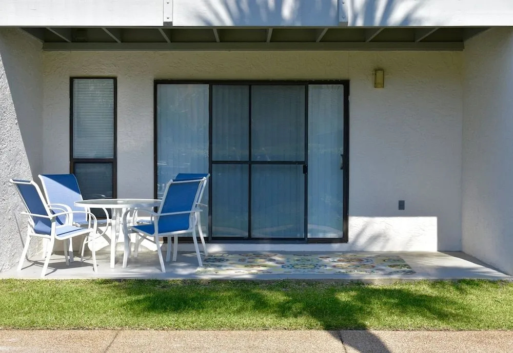 17614 Front Beach Road Condo Unit 6E - 1 Br condo by RedAwning