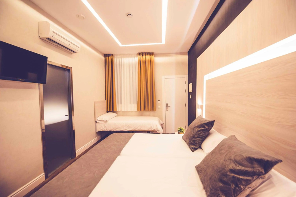 Hostal Lisboa — 4