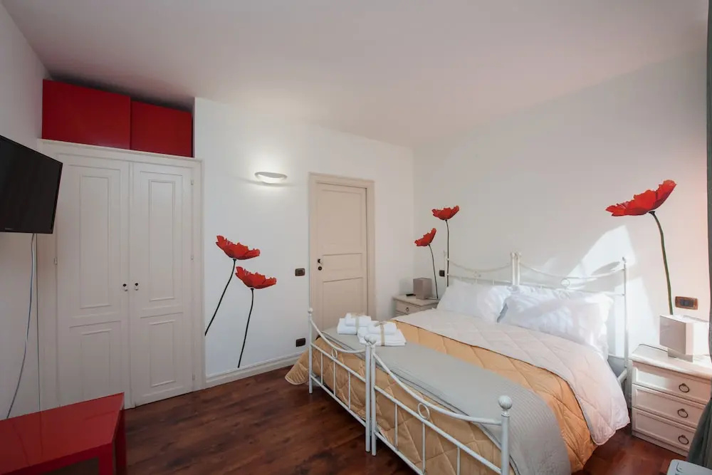 Standard Double room with sea view (full double bed)