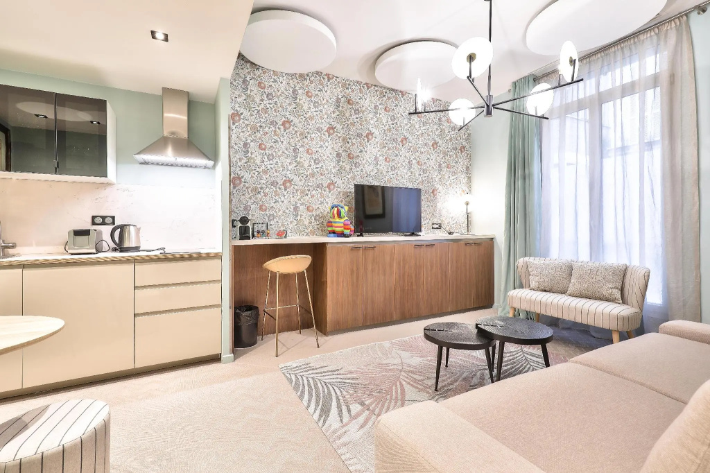 Superior Family room