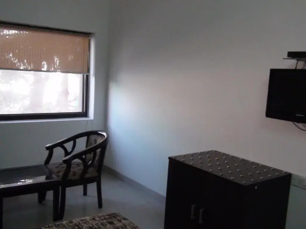 The Hospitality Home- Bed & Breakfast