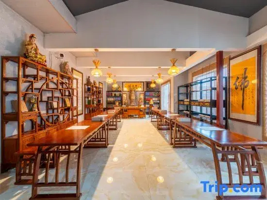 Wutai Mountain Miaoyin Ju Boutique Homestay - фото 24