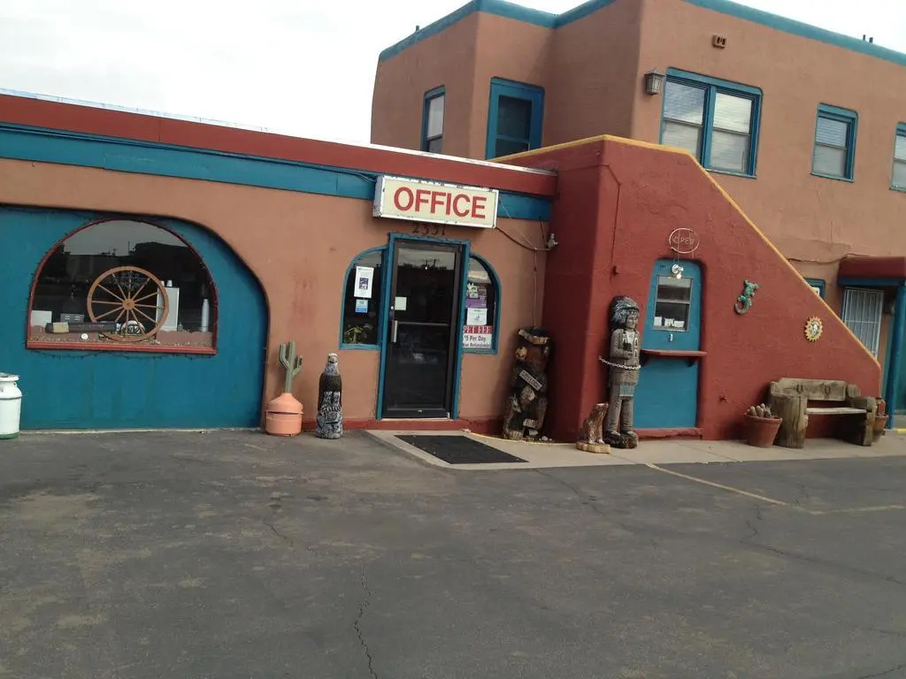 Western Inn
