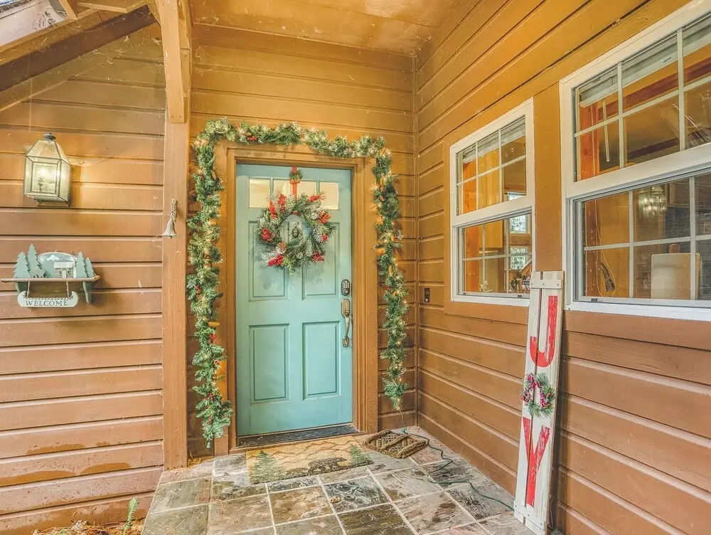 Lazy Bear Lodge
