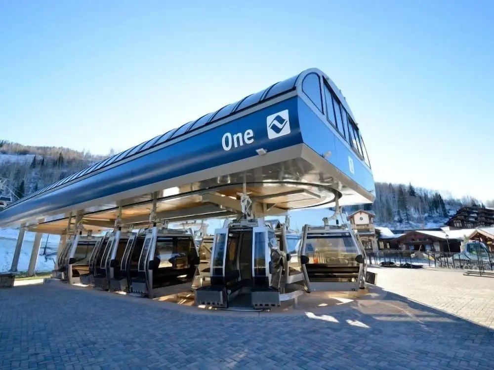 Vail Village Bridge Street 2 Bedroom Next to Gondola One