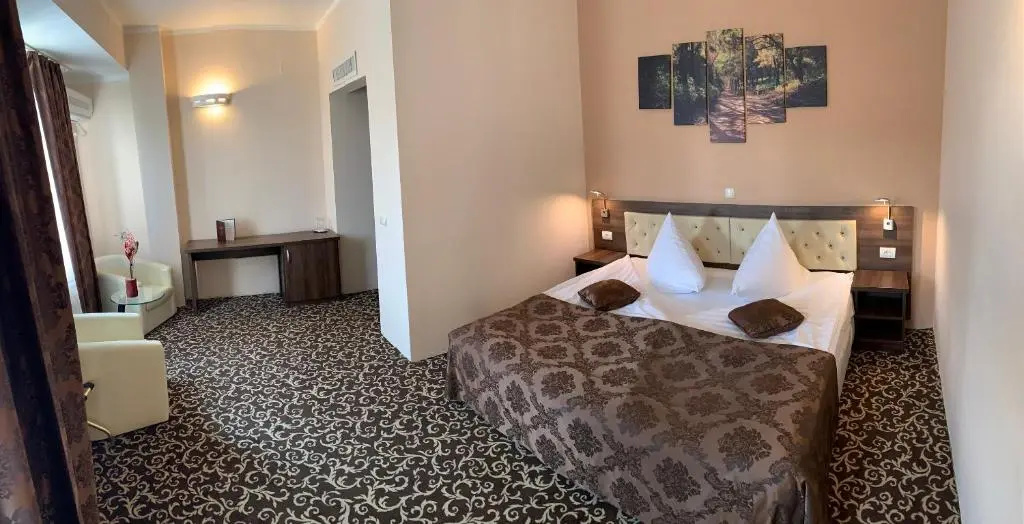 Neon Hotel - Chambres