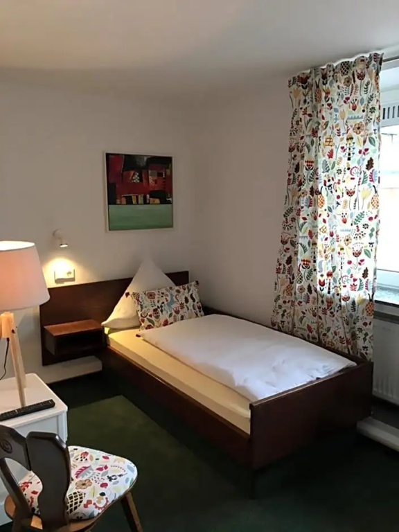 Hotel Zur Goldenen Sonne - Chambres