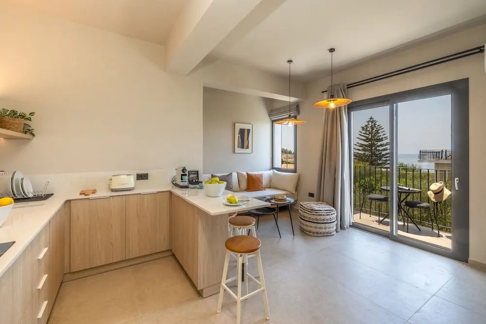 Suite with balcony and with sea view